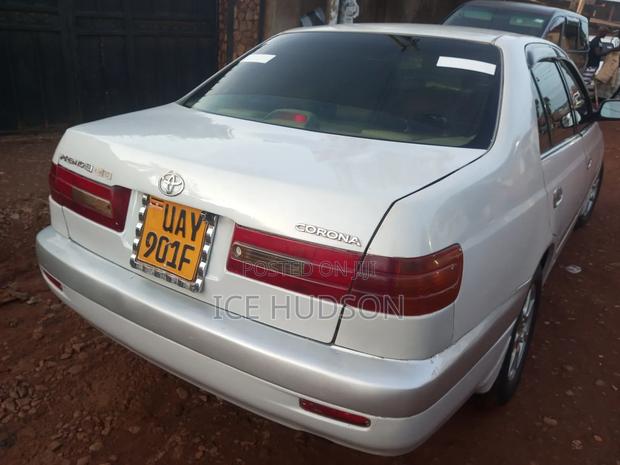 Toyota Premio 2001 Gray