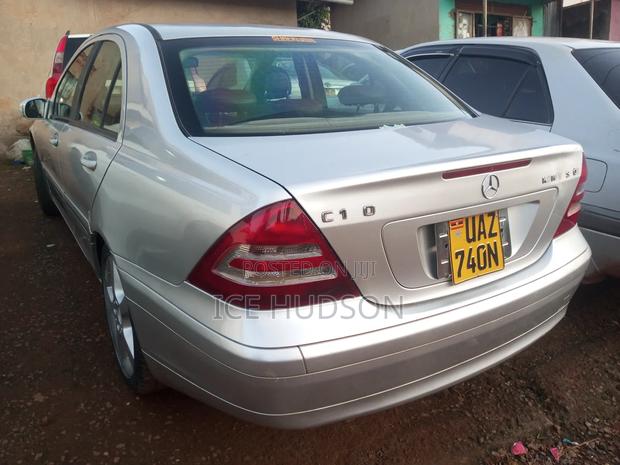 Mercedes-Benz C180 2005 Silver