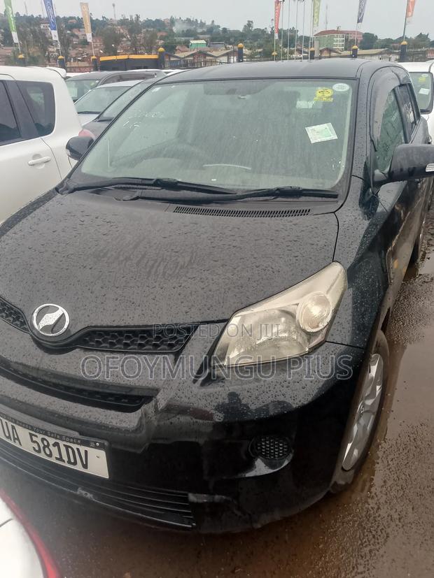 Toyota IST 2012 Black