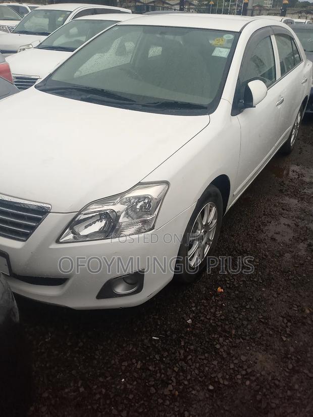 Toyota Premio 2012 White