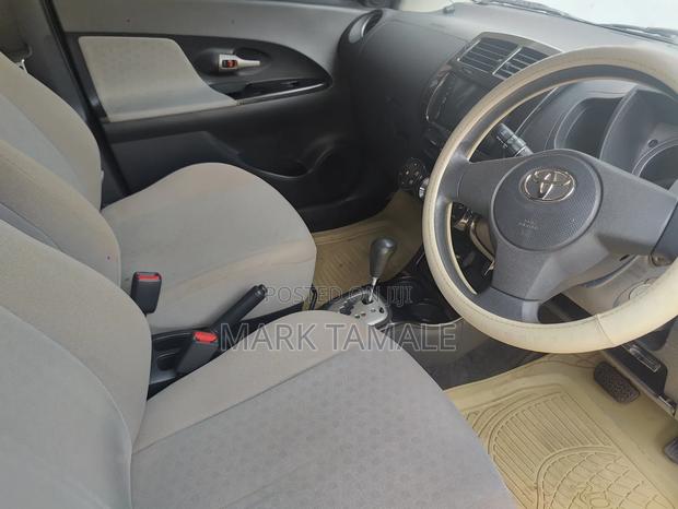 Toyota IST 2008 Black