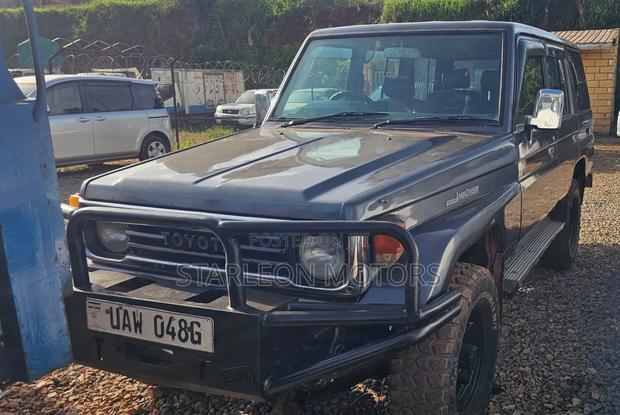 Toyota Land Cruiser Prado 3.0 D-4D 5dr 2008 Gray