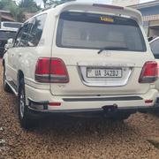 Toyota Land Cruiser 2005 White for sale