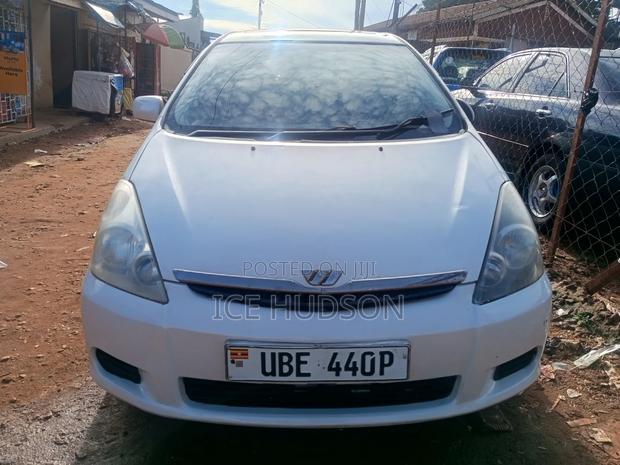 Toyota Wish 2005 White