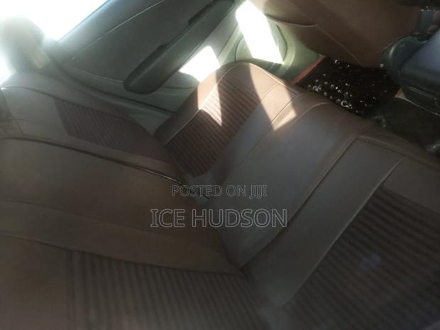Mitsubishi Airtrek 2002 Silver