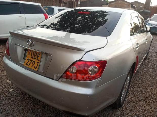 Toyota Mark X 2005 Gray