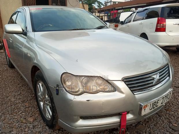 Toyota Mark X 2005 Gray