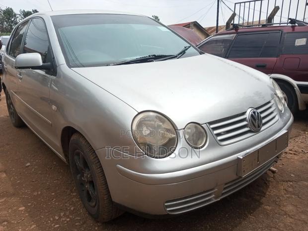 Volkswagen Polo 2005 Silver