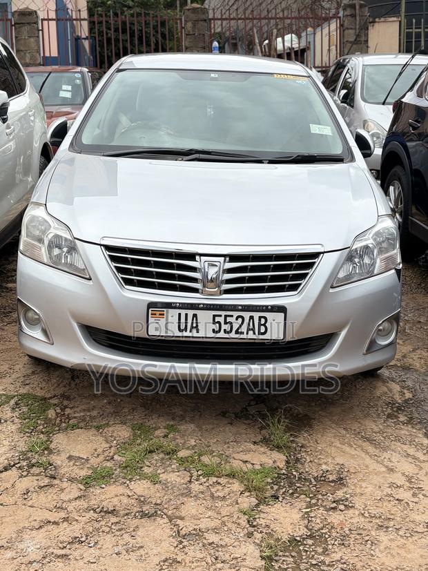Toyota Premio 1.8 FWD 2011 Silver