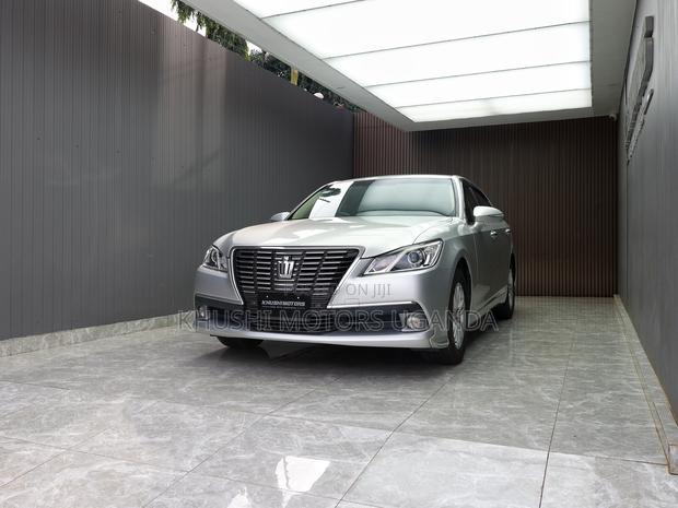 Toyota Crown 2013 Gray