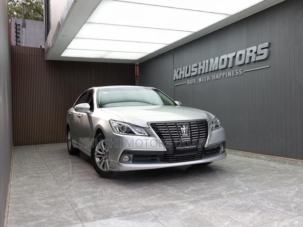 Toyota Crown 2013 Gray