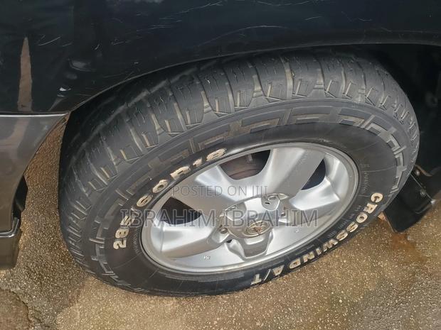 Toyota Land Cruiser 2006 Black