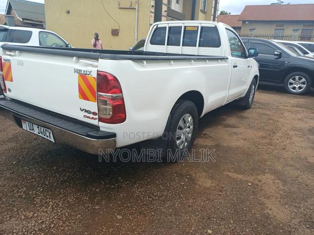 Toyota Hilux 2017 White