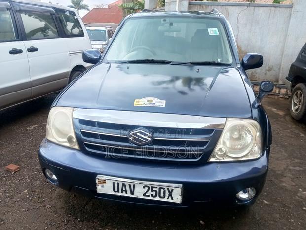 Suzuki Escudo 1999 Black