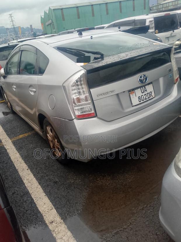 Toyota Prius 2011 Silver