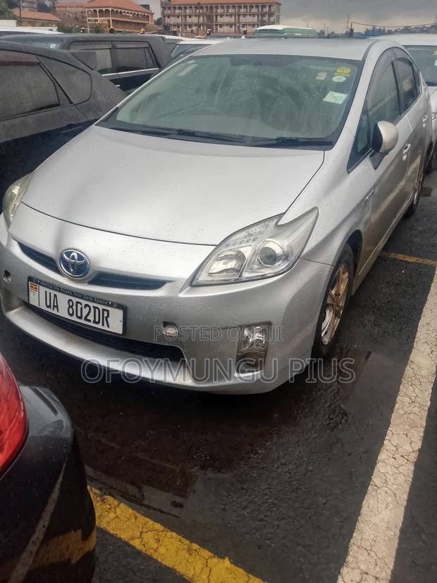 Toyota Prius 2011 Silver