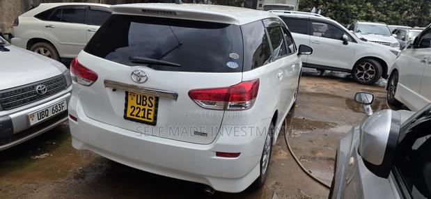 Toyota Wish 2010 White
