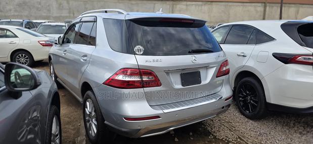 Mercedes-Benz M Class 2012 Silver