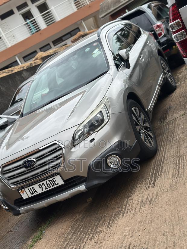 Subaru Outback 2.5i Limited 4dr Wagon AWD (2.5L 4cyl CVT) 2014 Gray