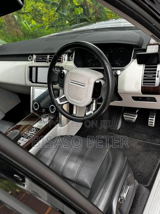 Land Rover Range Rover Vogue 2015 Black
