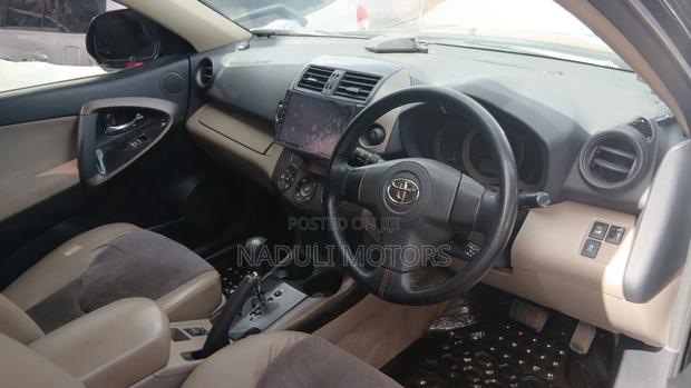 Toyota Vanguard 2009 Black