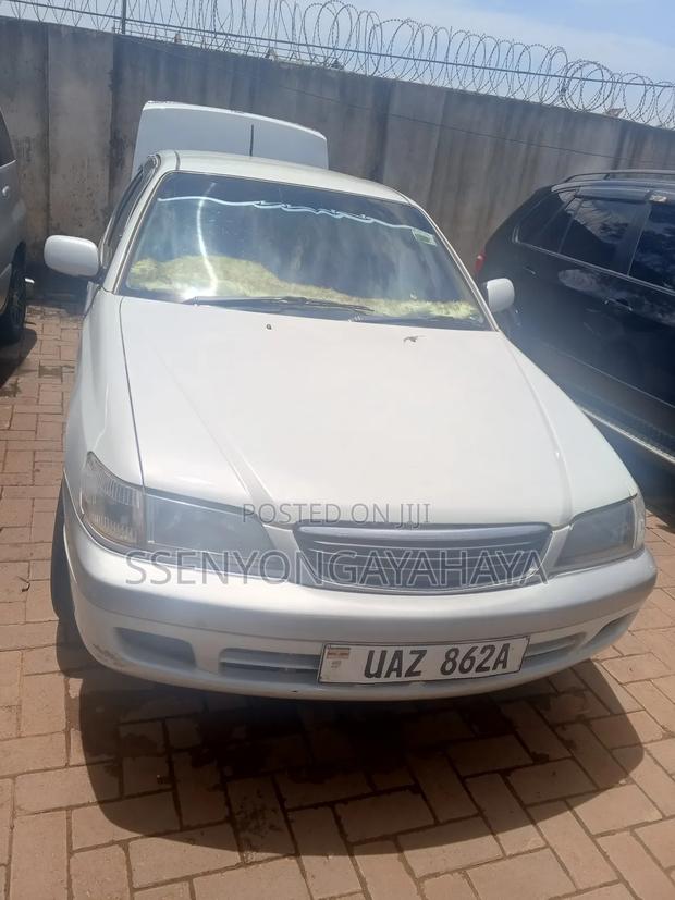 Toyota Premio 2001 Silver