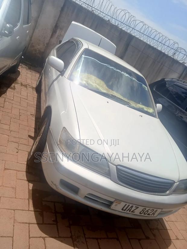 Toyota Premio 2001 Silver