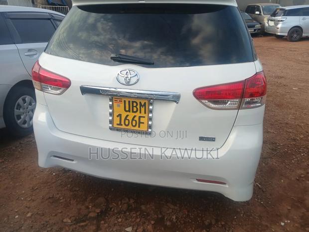 Toyota Wish 2010 White