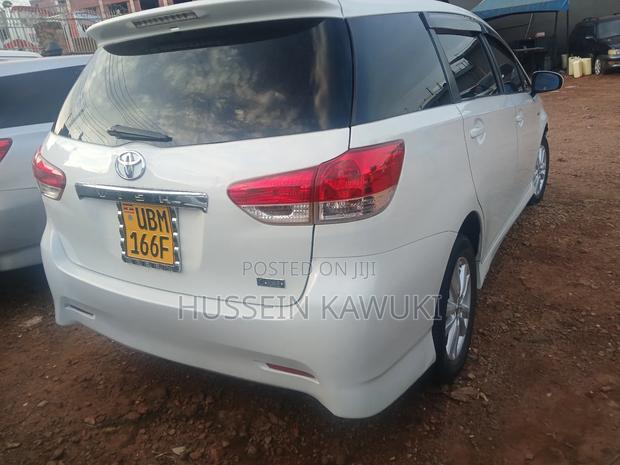 Toyota Wish 2010 White