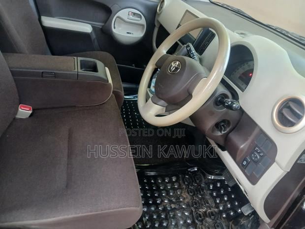 Toyota Passo 2015 Maroon