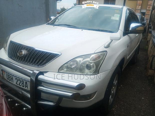 Toyota Harrier 2010 White