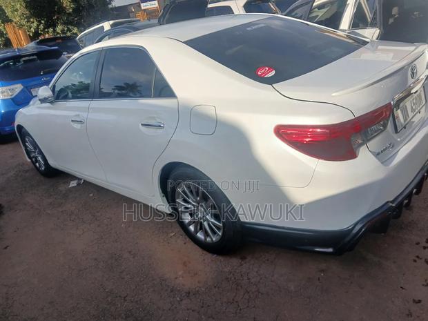 Toyota Mark X 2013 White
