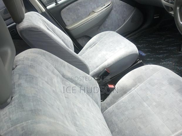Toyota Raum 2003 White