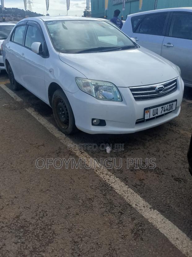 Toyota Axio 2010 White