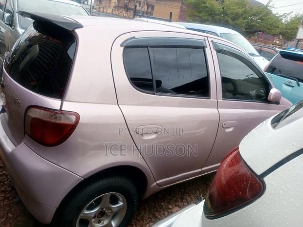 Toyota Vitz 2003 Silver