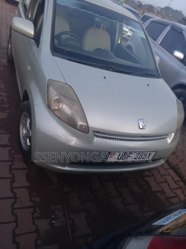 Toyota Passo 2007 Gray