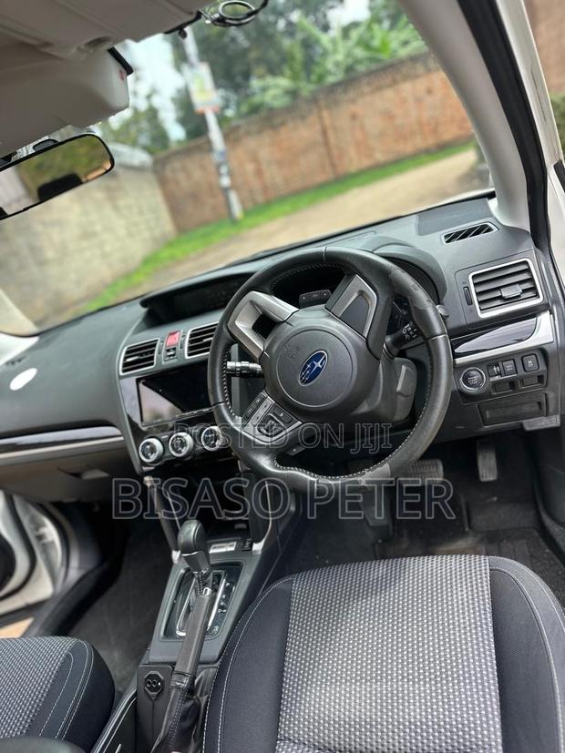 Subaru Forester 2017 White