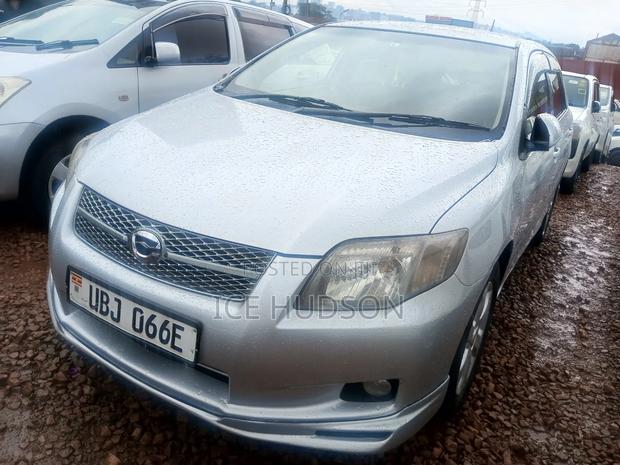 Toyota Corolla Fielder 2010 Silver