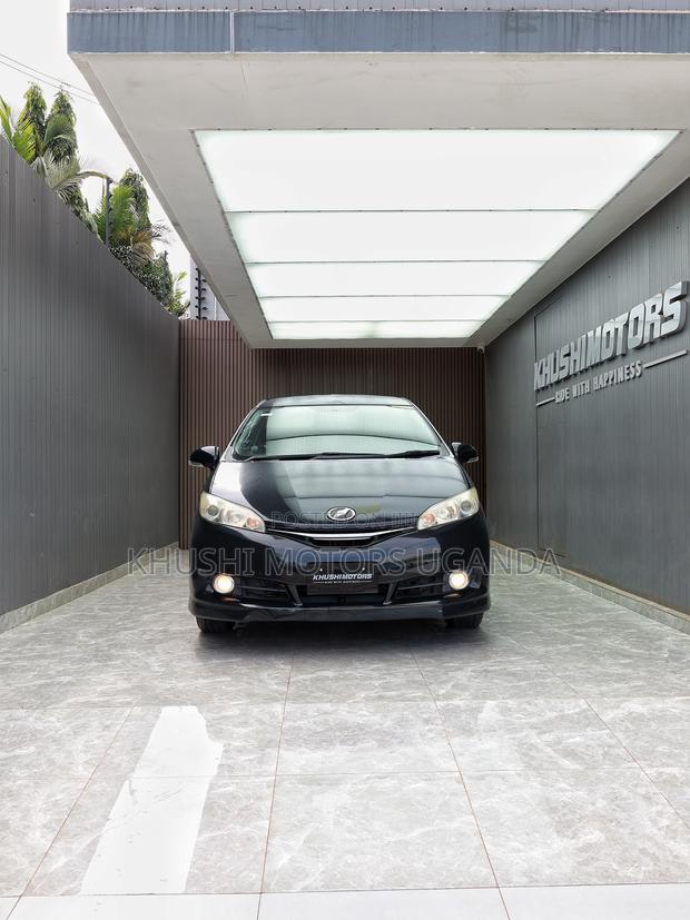 Toyota Wish 2013 Black