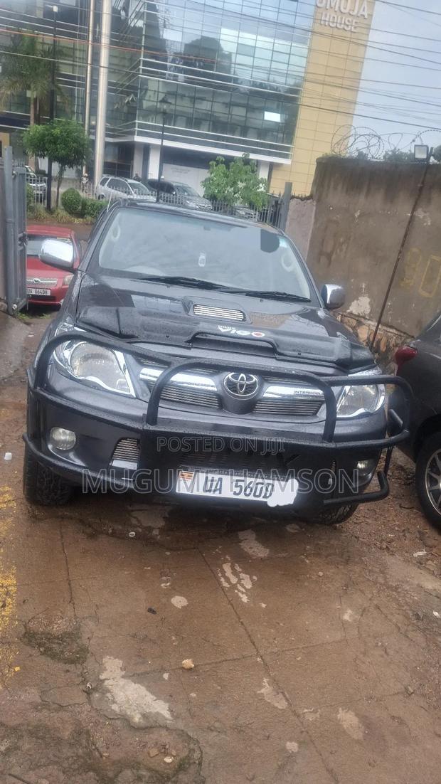 Toyota Hilux 3.0 D-4D 4x4 2013 Gray