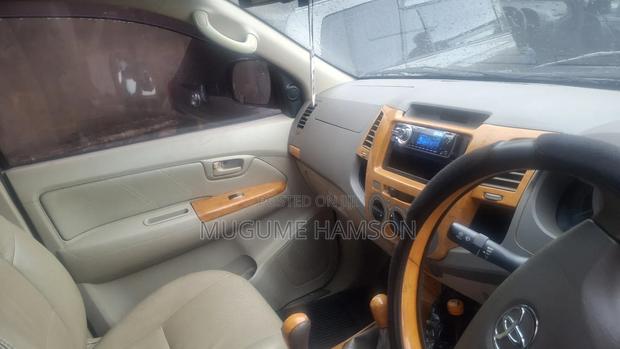 Toyota Hilux 3.0 D-4D 4x4 2013 Gray