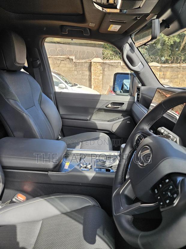 Lexus GX 2024 Beige