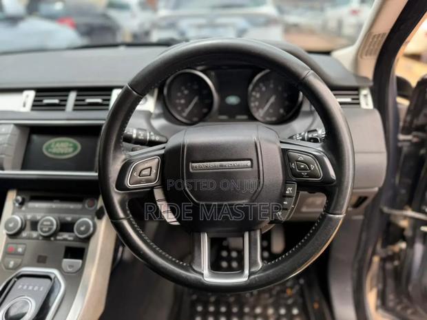 Land Rover Range Rover Vogue 2016 Silver