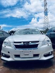 Subaru Legacy 2012 White for sale