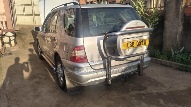 Mercedes-Benz M Class 2002 Silver