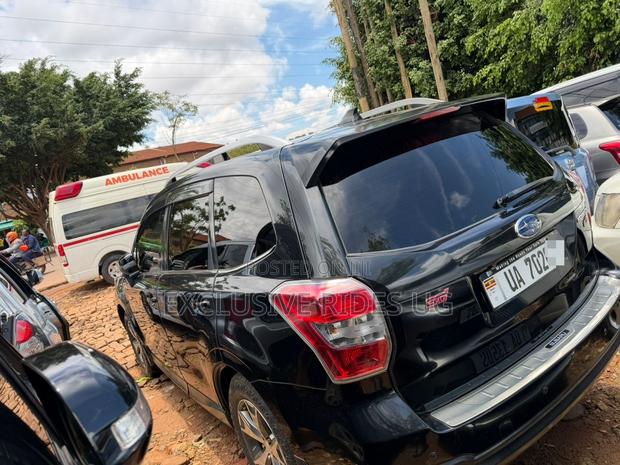 Subaru Forester 2015 Black