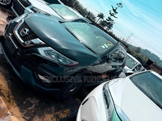 Nissan X-Trail 2017 Black