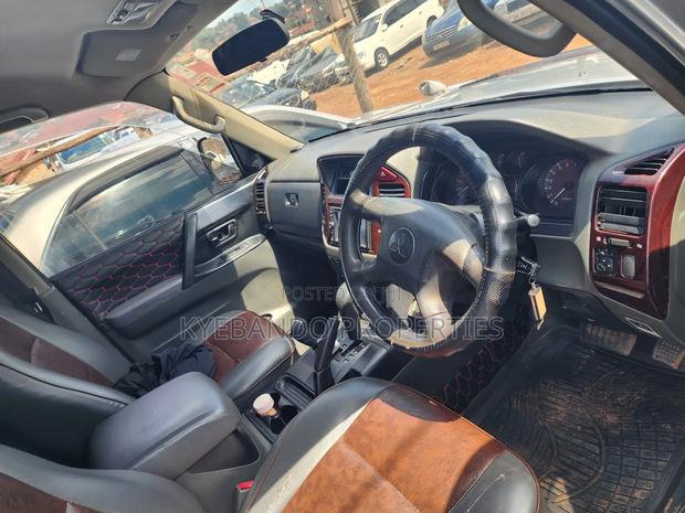 Mitsubishi Pajero 3.5 V6 GDI Elegance Automatic 2005 Silver