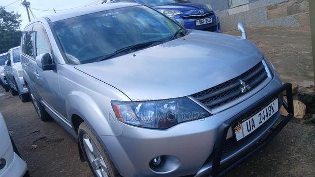 Mitsubishi Outlander 2009 Silver
