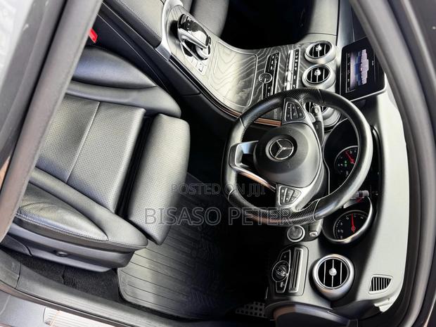Mercedes-Benz C200 2017 Gray